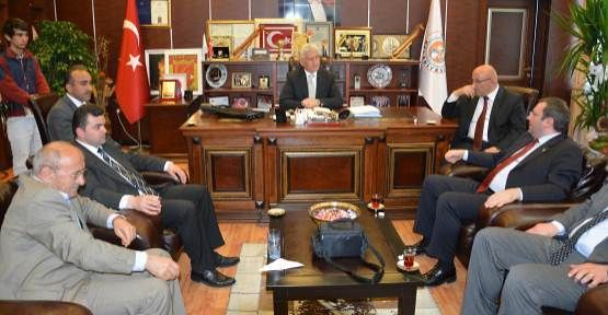 AK Parti İl Başkanı Uncuoğlu, Karasu Belediye Başkanı İspiroğlu’nu Ziyaret Etti — haber görseli