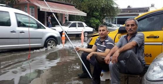 Atatürk Sanayi Sitesi esnafı, oltalarını çıkardı — haber görseli