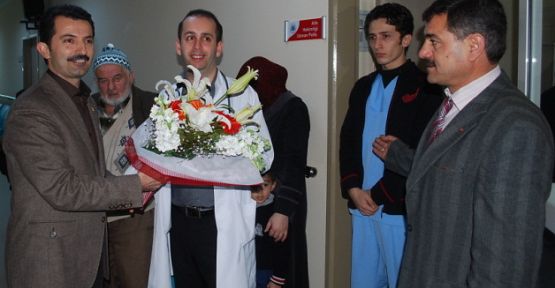 Başkan ACAR'dan Doktorlara Jest — haber görseli
