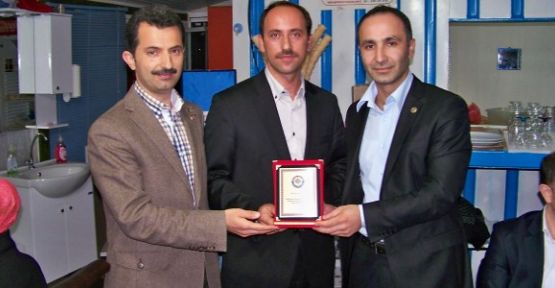 Eğitim-Bir Sen’de Devir Teslim — haber görseli
