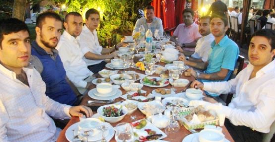 Genç MÜSİAD Yönetimi İftar’da — haber görseli
