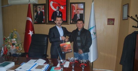 Güreşçiler şeref turunda — haber görseli