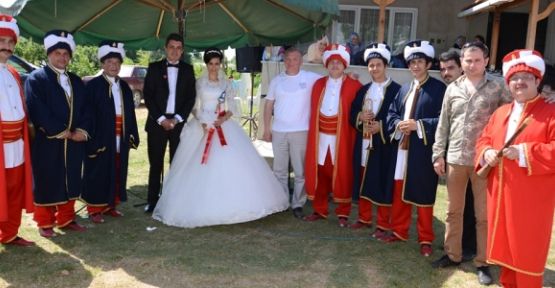 İskender Kodalak Sonunda evlendi — haber görseli