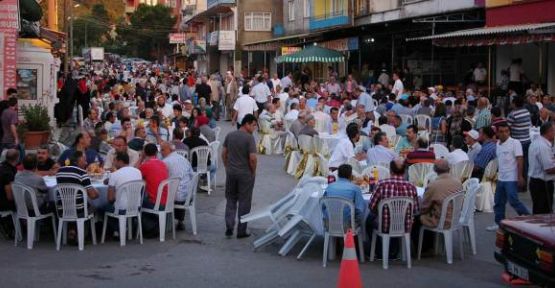 Karasu Belediyesi Limandere’de 1500 Kişiye İftar Verdi — haber görseli