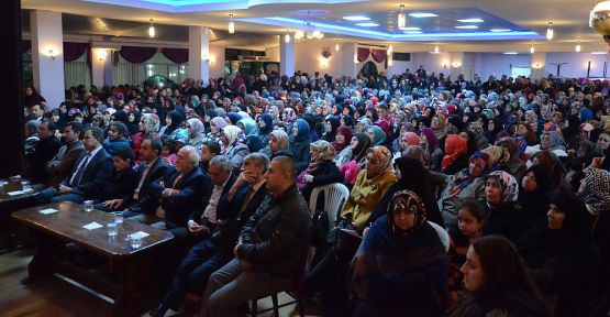 Karısına el kaldıran adam değildir — haber görseli