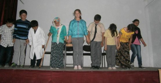 Öğrencilerden duygulandıran program — haber görseli