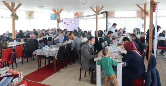Öğretmenler davette buluştu — haber görseli