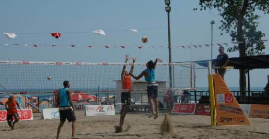 Plaj Voleybol Balkan Şampiyonası Final Etabı Karasu’da Başladı — haber görseli
