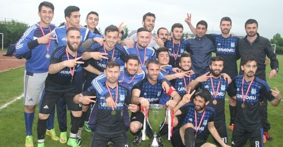 Şampiyonluk bizim kupa bizim — haber görseli